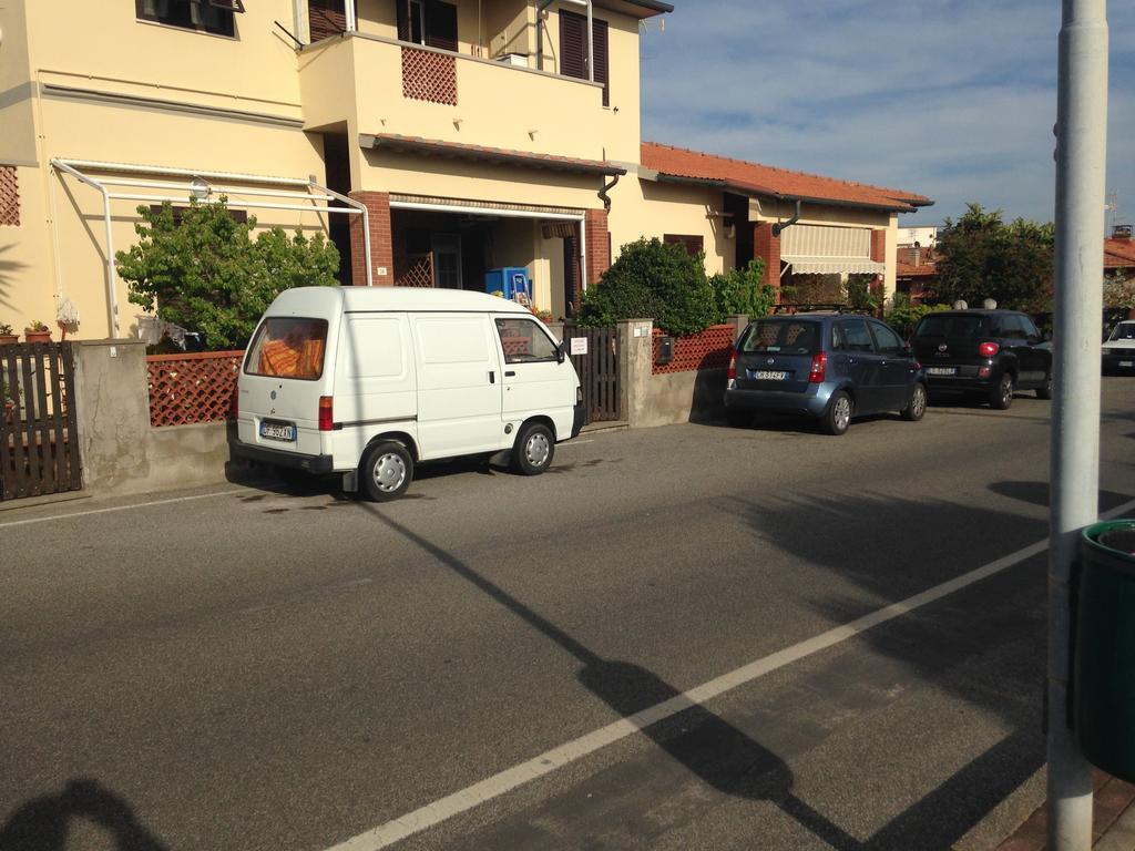 Sole E Mare Apartment San Vincenzo Ruang foto